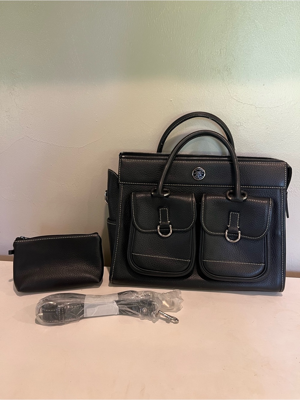 Dooney and Bourke Black Leather Double-Pocket Tote Bag, with strap and wallet - Picture 3 of 9